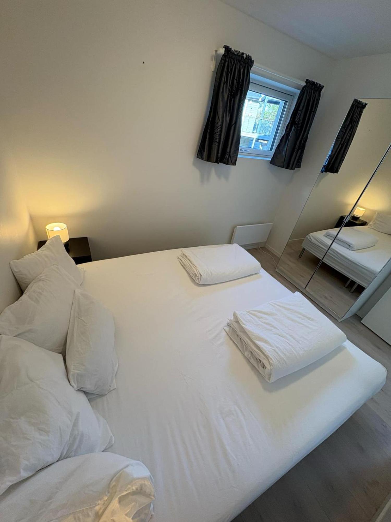 Lisas Apartment, Private New 1 Bedroom And 1 Living Room With Sofa Bed And Big Windows, Share With Nobody オスロ エクステリア 写真